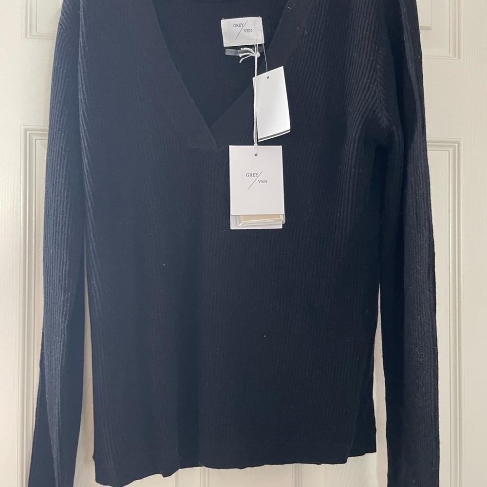 New - Grey/Ven pure cashmere v-neck sweater - Picture 4 of 8
